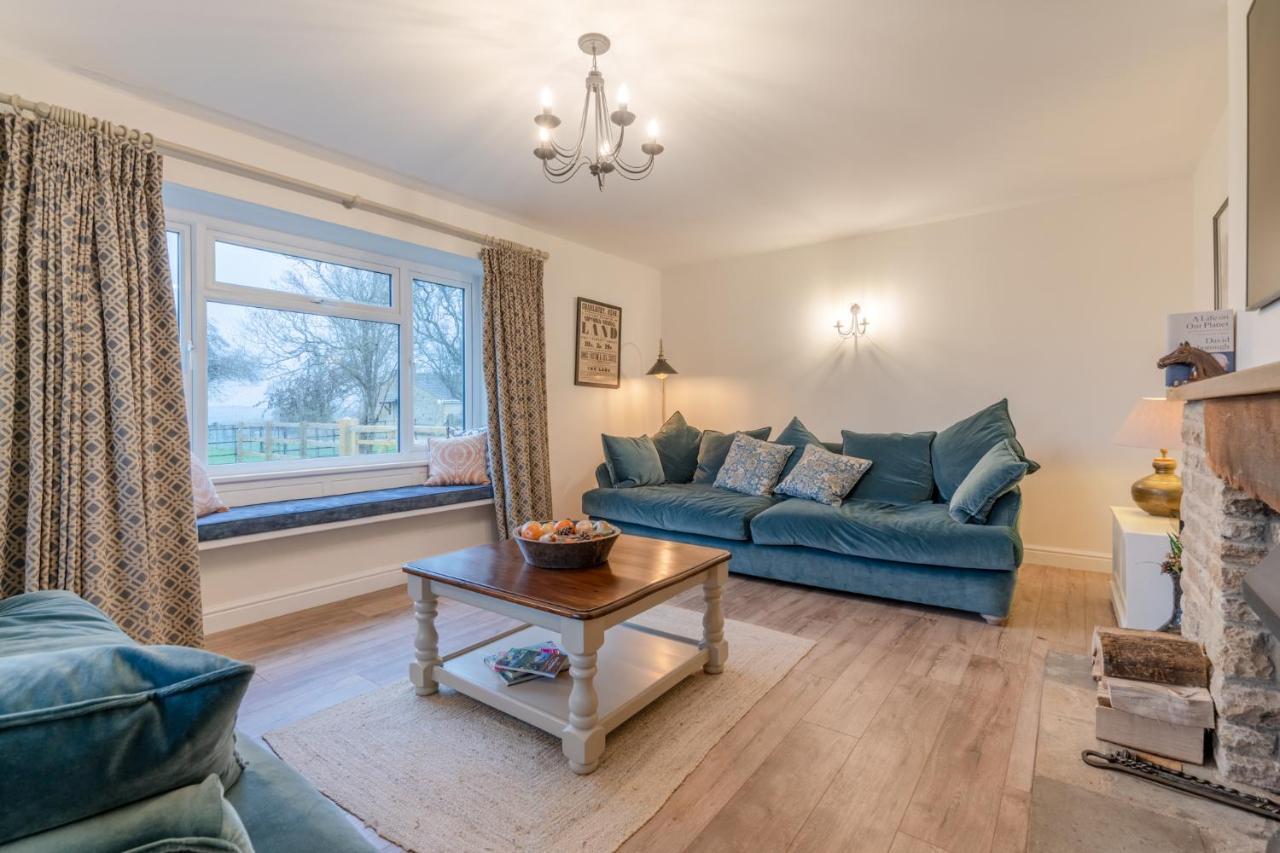 Banbury Hill Farmhouse チャールベリー エクステリア 写真